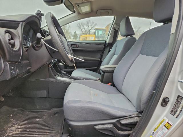 Toyota Corolla L Image 3