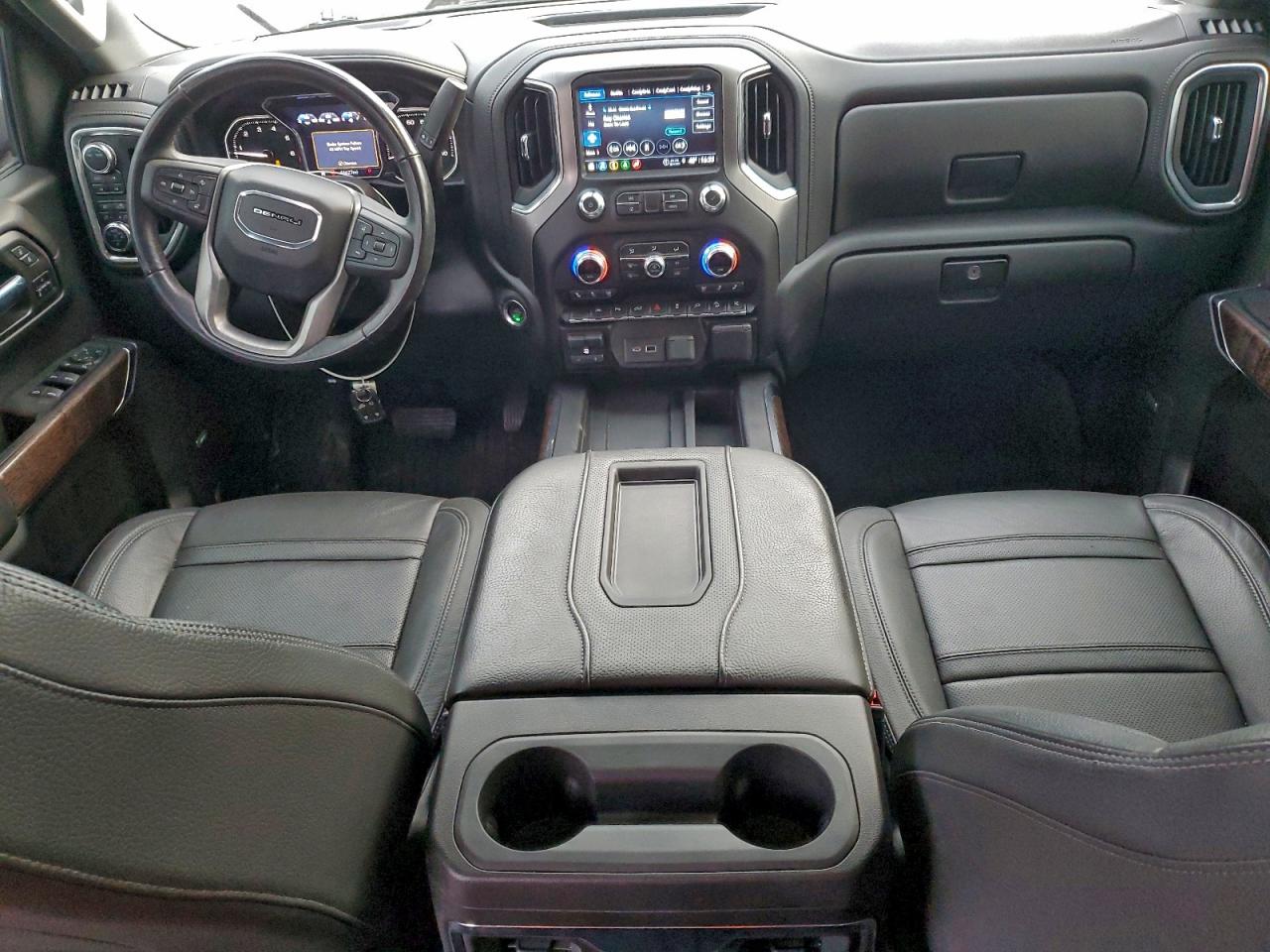 GMC Sierra K1500 Denali Image 2