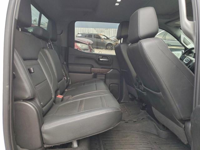 GMC Sierra K1500 Denali Image 12