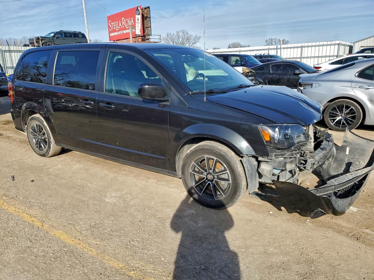 Dodge Caravan Gt Image 12