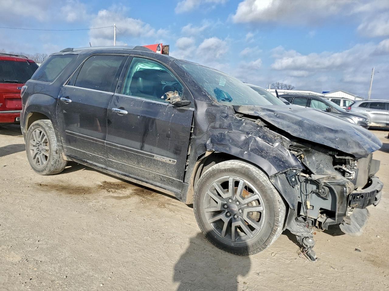 GMC Acadia Denali Image 11