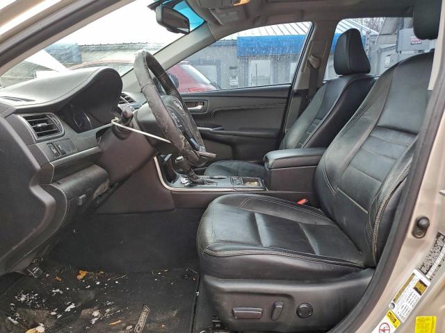 Toyota Camry Hybrid Image 9