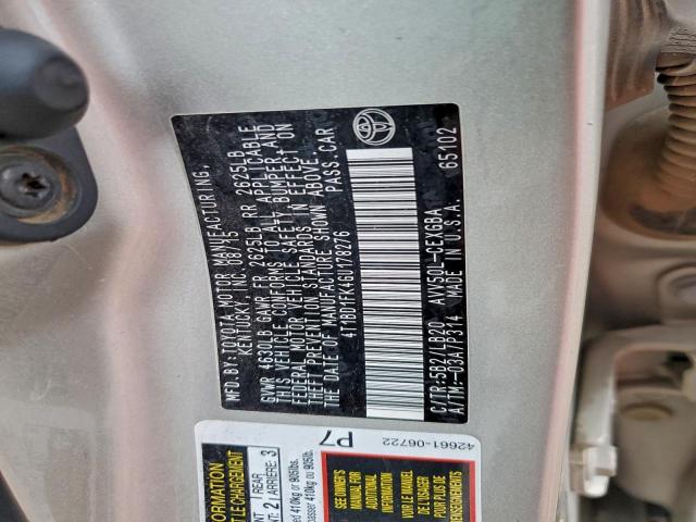 Toyota Camry Hybrid Image 11