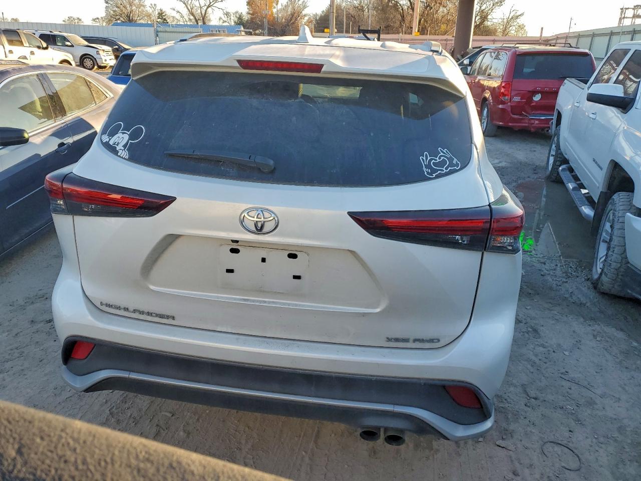 Toyota Highlander Le Image 12