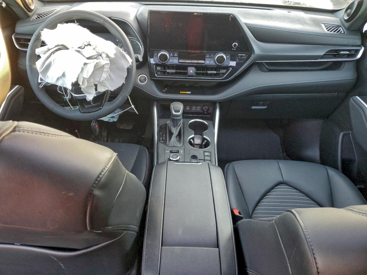 Toyota Highlander Le Image 9