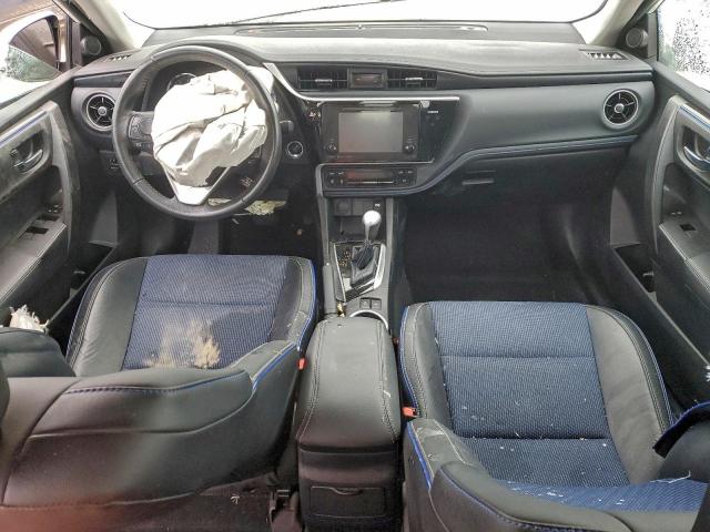 Toyota Corolla L Image 13