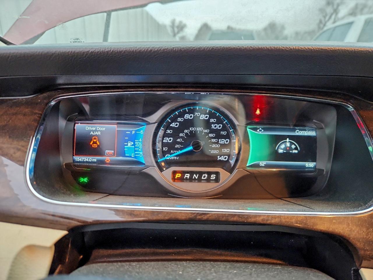 Ford Taurus Limited Image 2