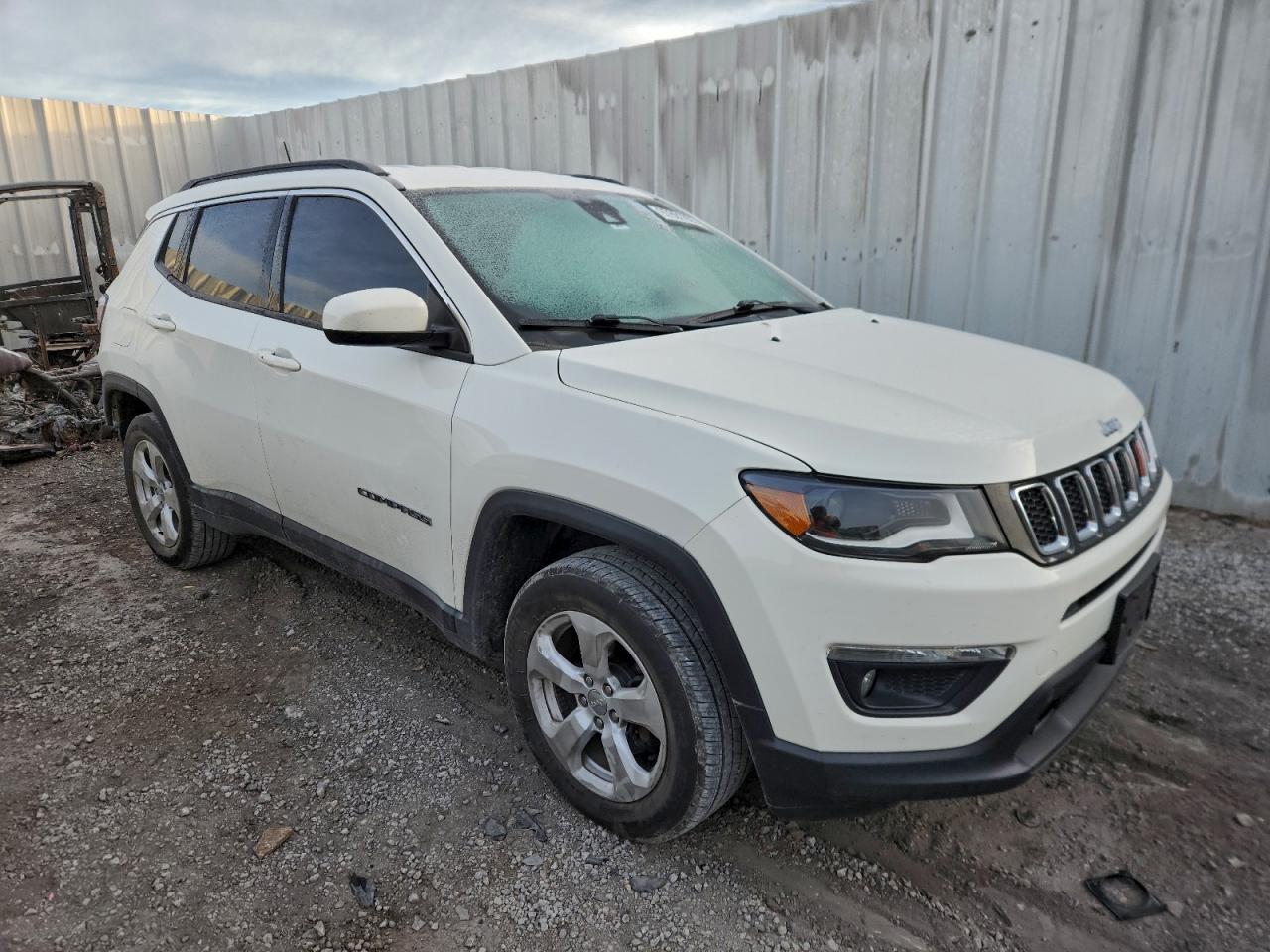 Jeep Compass Latitude Image 10