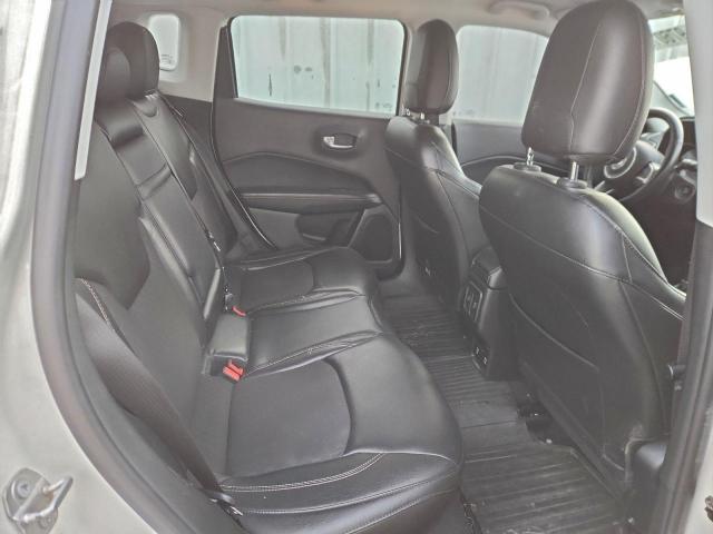 Jeep Compass Latitude Image 5