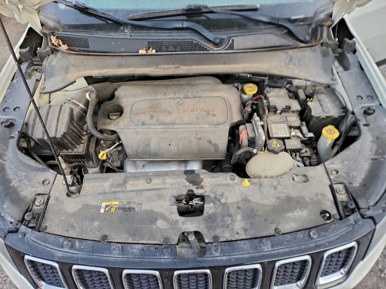 Jeep Compass Latitude Image 9