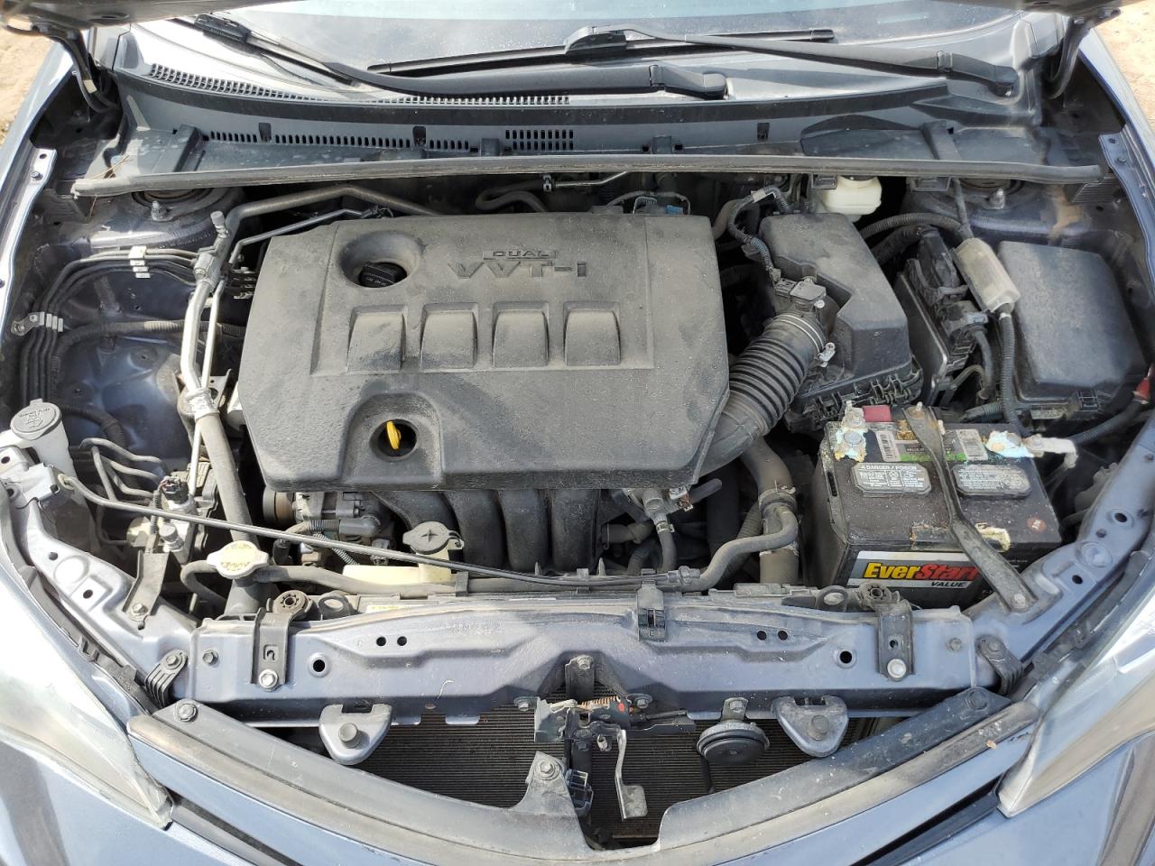 Toyota Corolla L Image 10