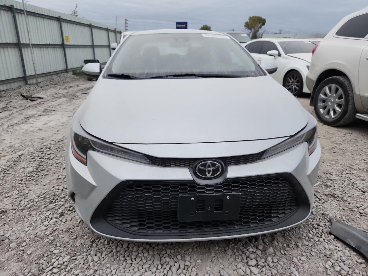 Toyota Corolla Le Image 8