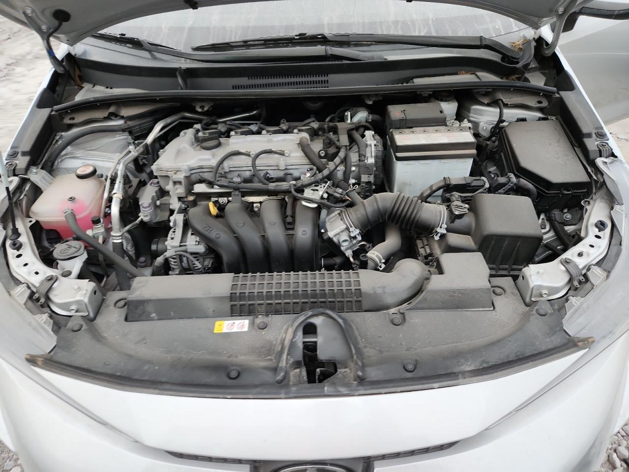 Toyota Corolla Le Image 9