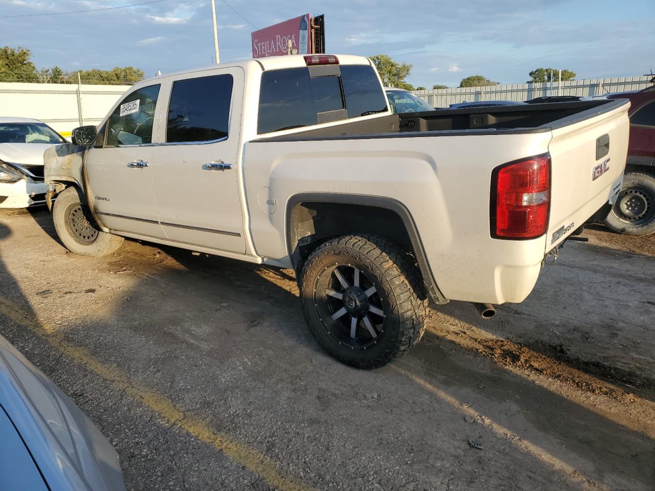 GMC Sierra K1500 Denali Image 9