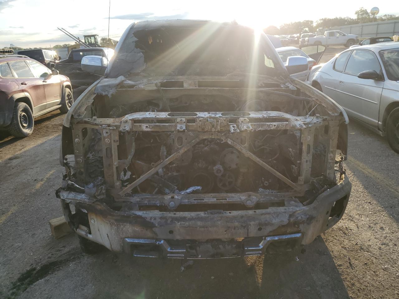 GMC Sierra K1500 Denali Image 5