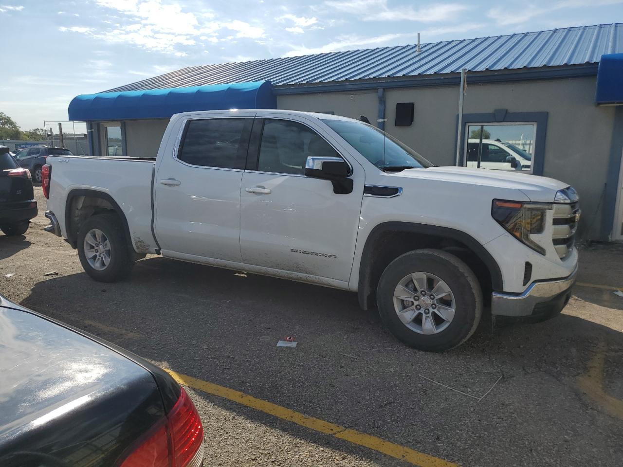 GMC Sierra K1500 Sle Image 2