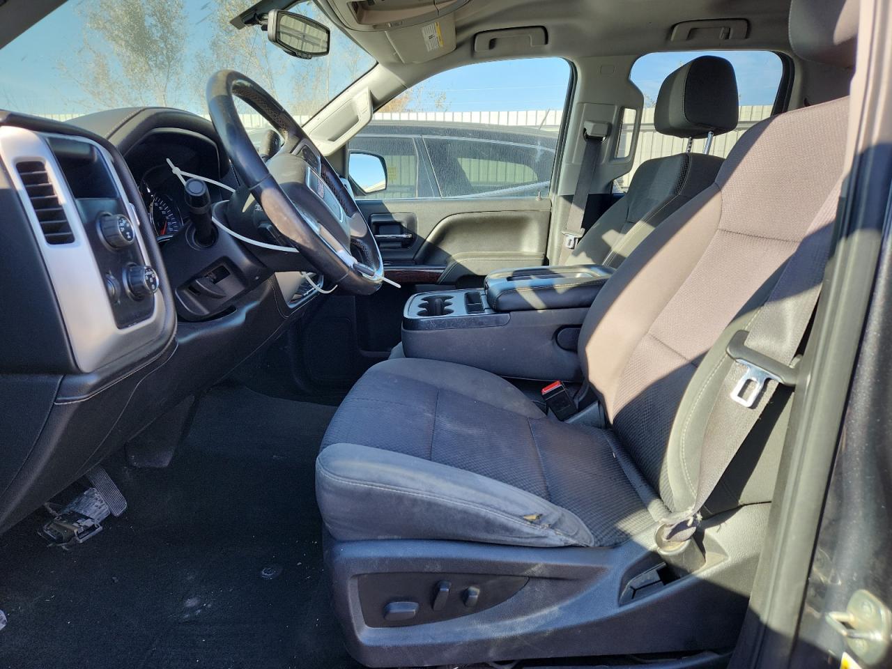 GMC Sierra K1500 Sle Image 6