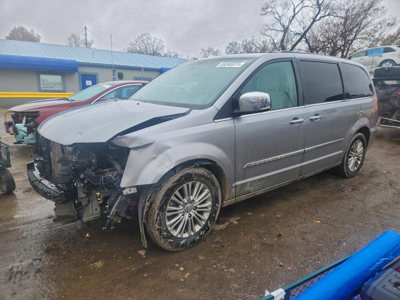 Chrysler Minivan Touring L Image 1