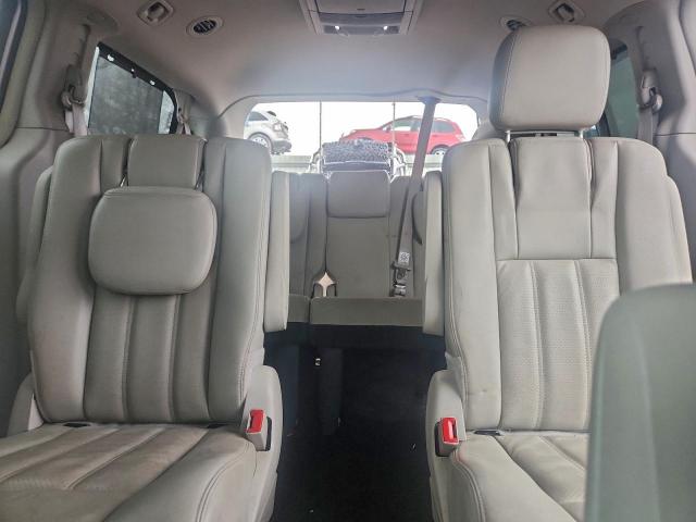 Chrysler Minivan Touring L Image 10