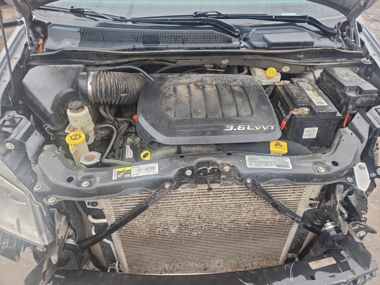 Chrysler Minivan Touring L Image 5