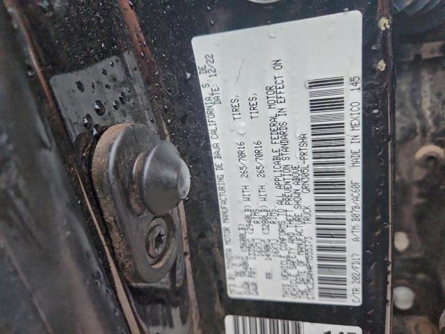 Toyota Tacoma Double Cab Image 11