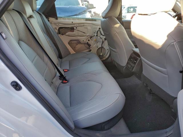 Toyota Avalon Limited Image 4