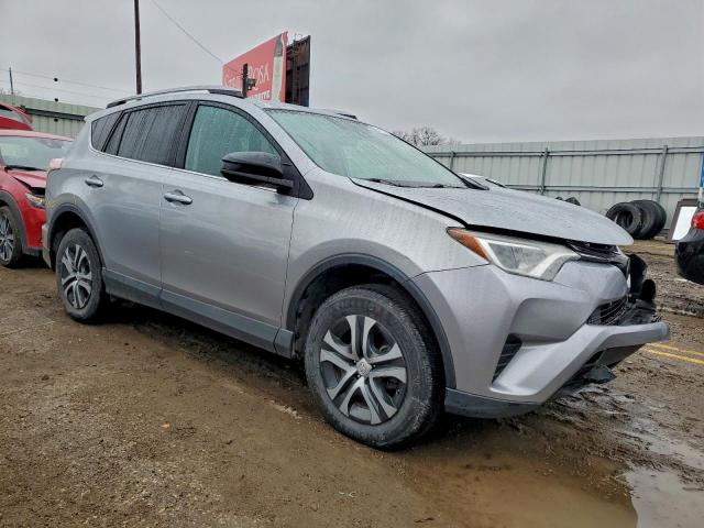 Toyota RAV4 Le Image 3