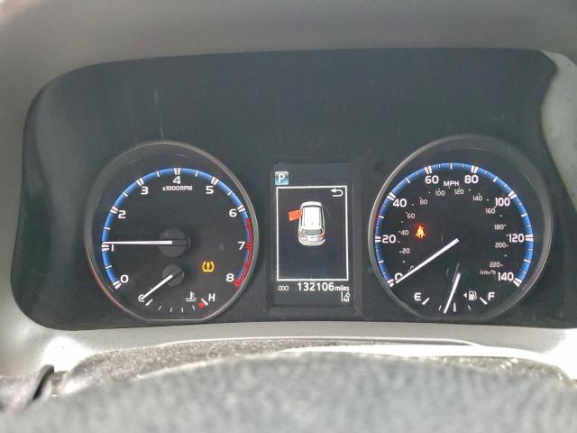 Toyota RAV4 Le Image 4