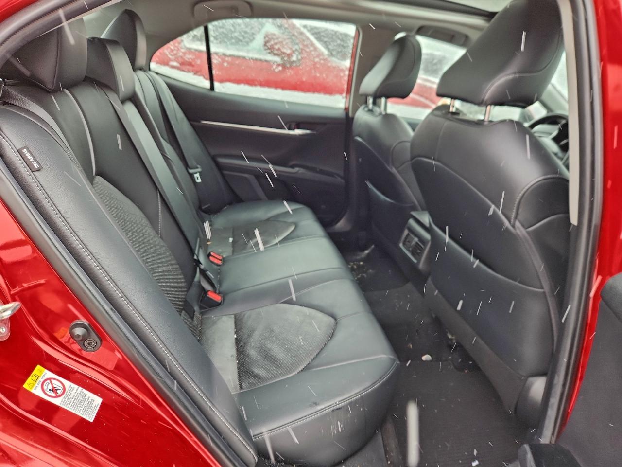 Toyota Camry Xse Image 5