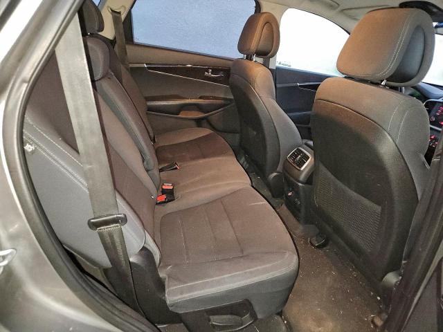 Kia Sorento Lx Image 2