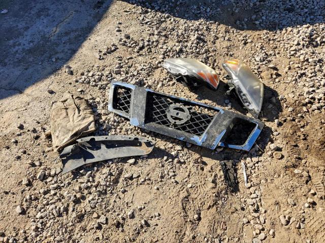 Nissan Frontier S Image 9