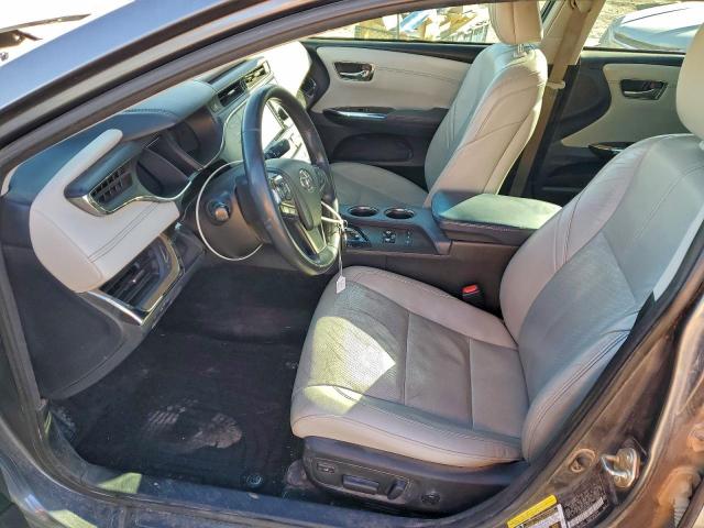 Toyota Avalon Hybrid Image 12