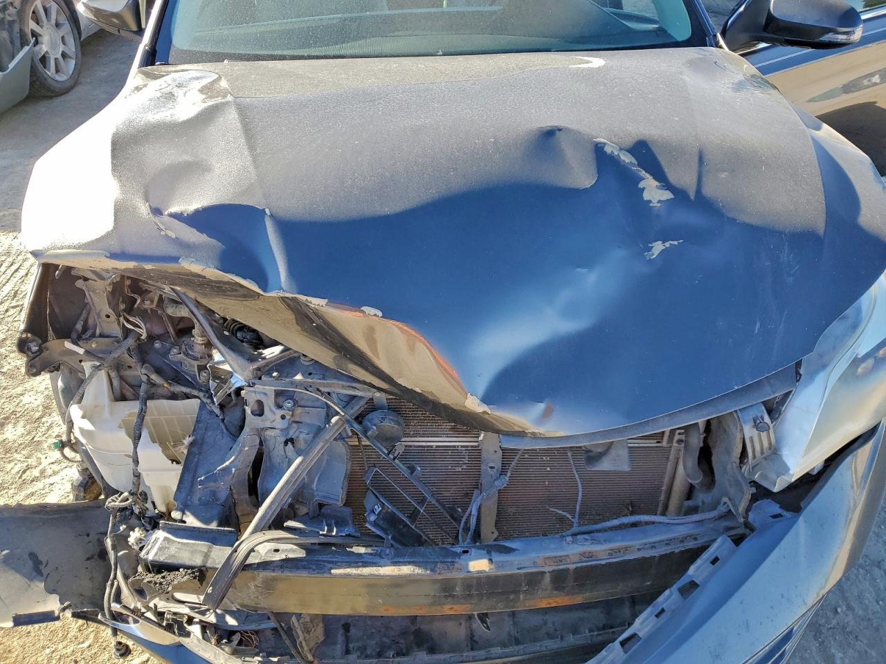 Toyota Avalon Hybrid Image 2