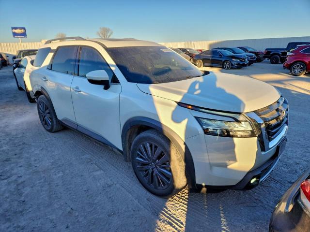 Nissan Pathfinder Sl Image 5