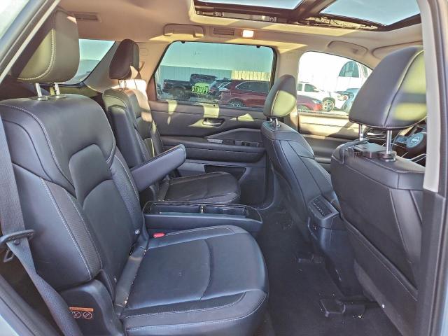 Nissan Pathfinder Sl Image 8