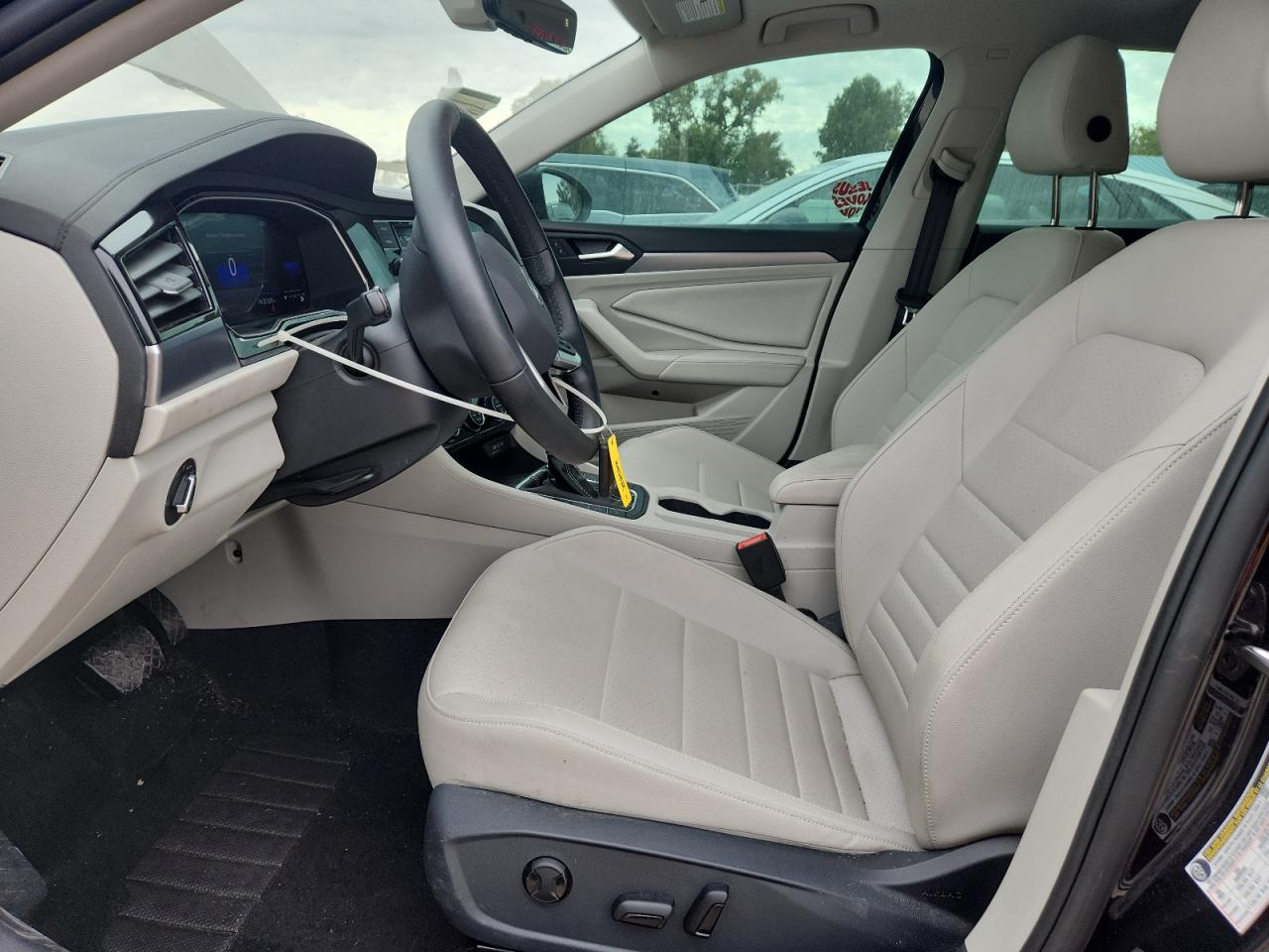 Volkswagen Jetta Se Image 12