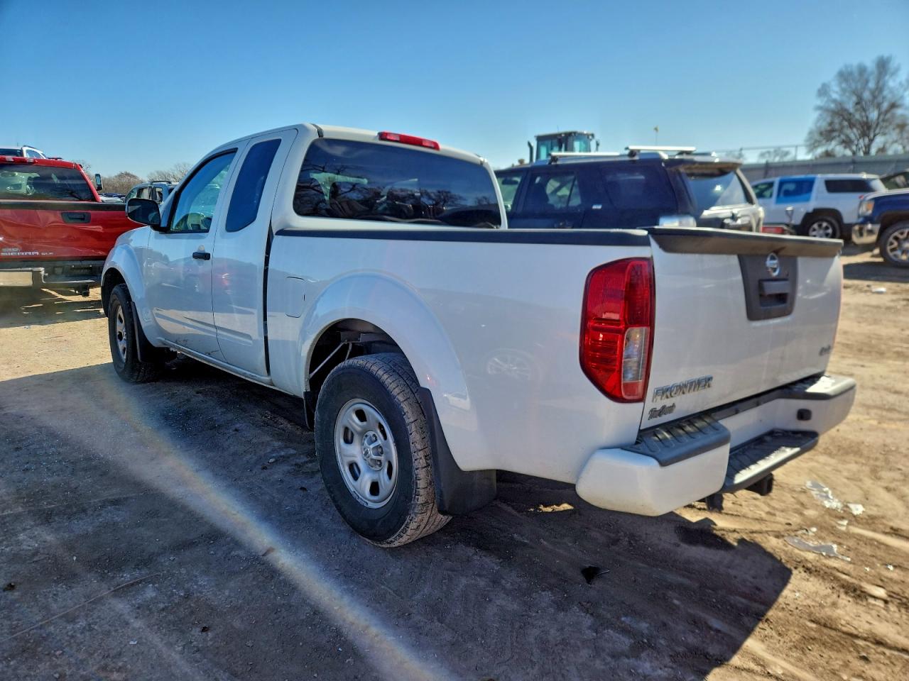 Nissan Frontier S Image 3