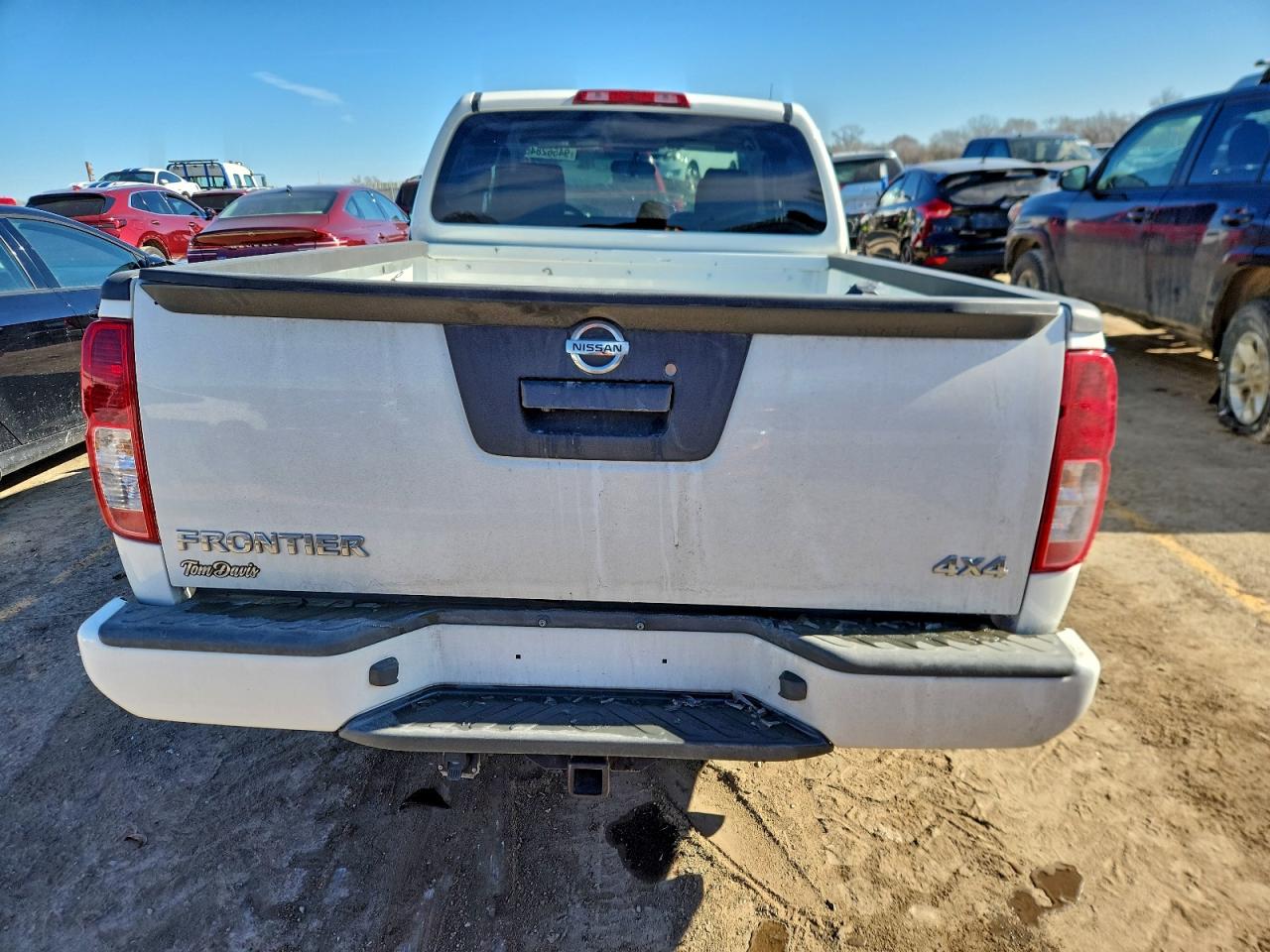 Nissan Frontier S Image 7