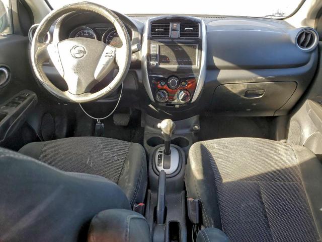 Nissan Versa S Image 11