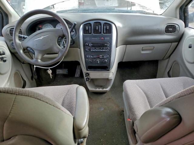 Chrysler Minivan Touring Image 4