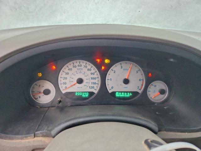 Chrysler Minivan Touring Image 13