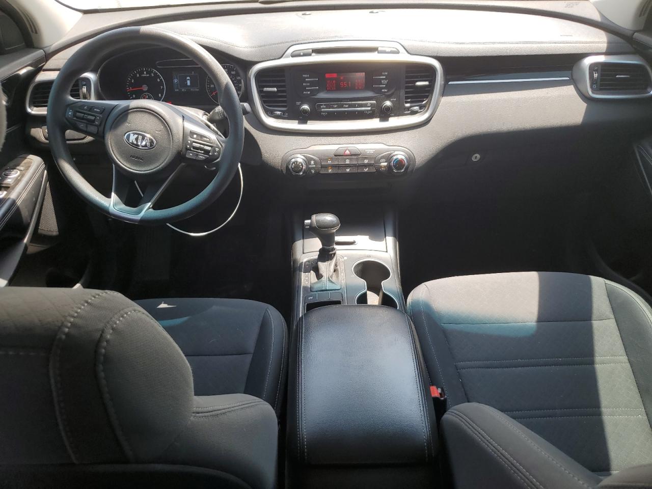 Kia Sorento Lx Image 6