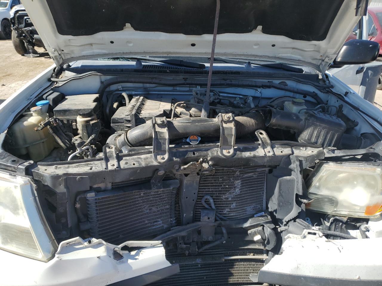 Nissan Frontier S Image 10