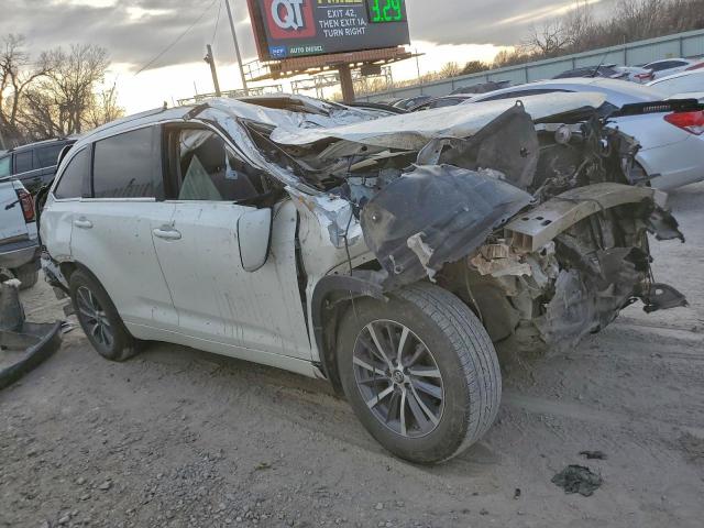 Toyota Highlander Se Image 3