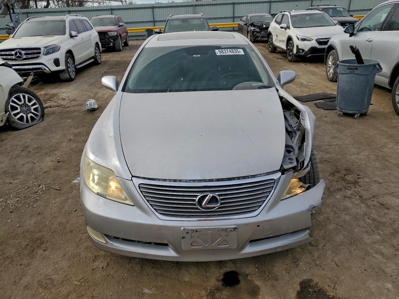Lexus LS 460l Image 5