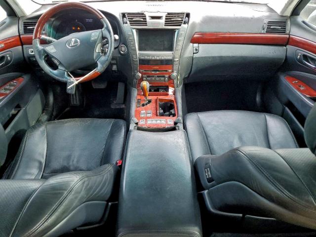 Lexus LS 460l Image 11