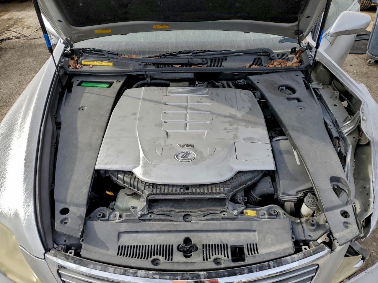 Lexus LS 460l Image 10