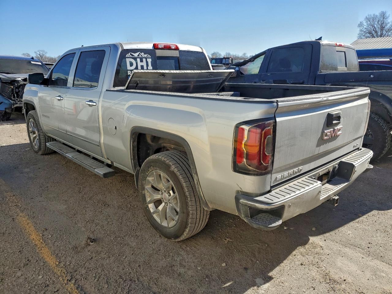 GMC Sierra K1500 Slt Image 4