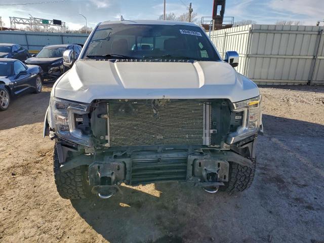 Ford F-150 Supercrew Image 6