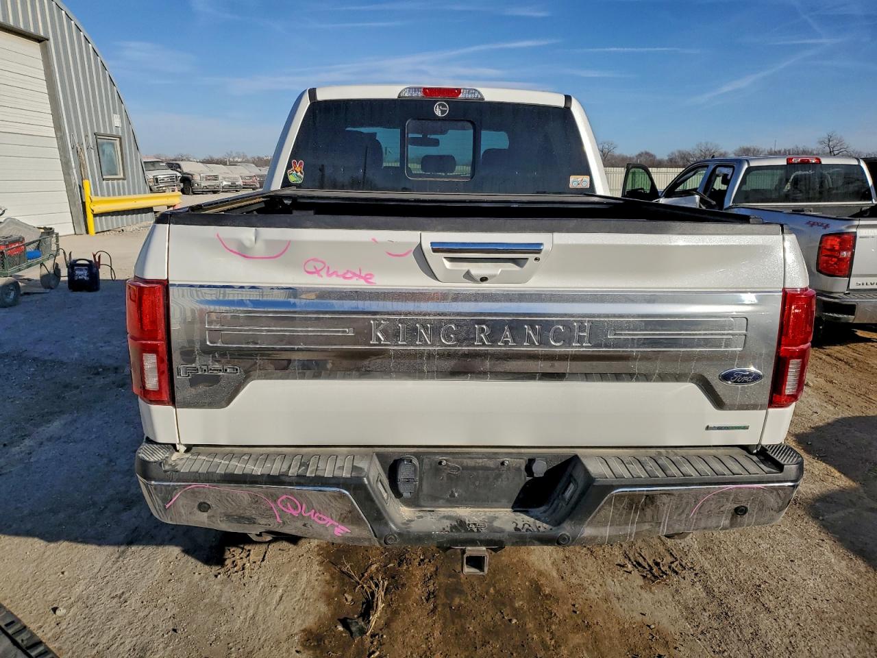 Ford F-150 Supercrew Image 8